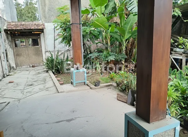 image RUMAH PERLU RENOV HARGA NEGO SAMPAI DEAL DI DAERAH SARANGAN KOTA MALANG (3)