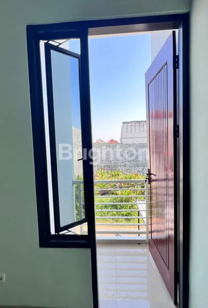 image RUMAH 2 LANTAI BARU GRESS WISMA TIRTA AGUNG ASRI GUNUNGANYAR DEKAT UPN RUNGKUT MEDOKAN PENJARINGAN PANDUGO NIRWANA MERR KEDUNG BARUK TOL TAMBAK SUMUR (8)