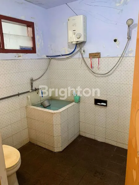 image RUMAH PERLU RENOV HARGA NEGO SAMPAI DEAL DI DAERAH BANTARAN KOTA MALANG\N\N (6)