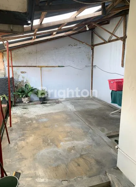 image RUMAH PERLU RENOV HARGA NEGO SAMPAI DEAL DI DAERAH BANTARAN KOTA MALANG\N\N (8)