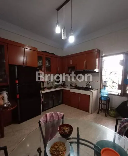 image RUKO 3 LANTAI STRATEGIS DEPAN JALAN DI HASYIM ASHARI, CIPONDOH, TANGERANG (2)