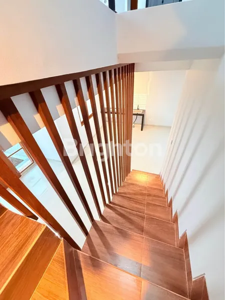 image FOR SALE RUMAH EKSKLUSIF MODERN MINIMALIS  (131V) (2)