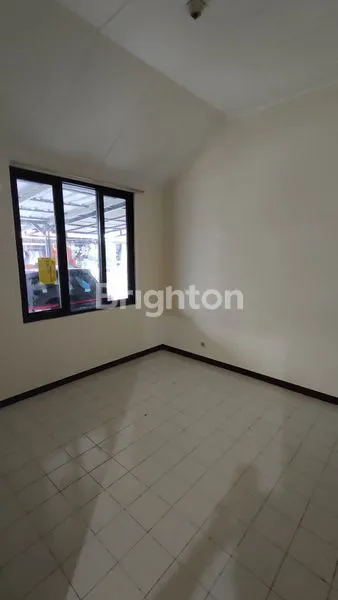 image RUMAH RAPI SIAP HUNI LIPPO KARAWACI TANGERANG (2)