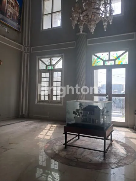 image DISEWAKAN RUMAH BESAR DI JALAN PALAGAN  (2)