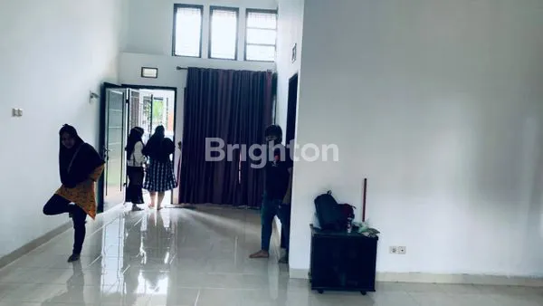 image RUMAH SEJUK MINIMALIS DI BNR (4)