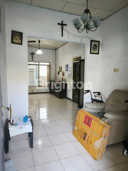 image RUMAH 1 LANTAI SIAP HUNI DI KLAMPIS WISMA MUKTI (4)