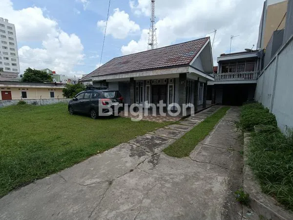 image HUNIAN STRATEGIS DI AREA SUDIRMAN PEKANBARU (3)