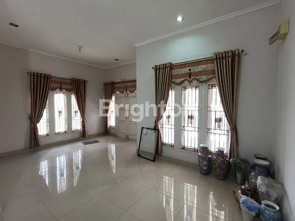 image HUNIAN STRATEGIS DI AREA SUDIRMAN PEKANBARU (7)