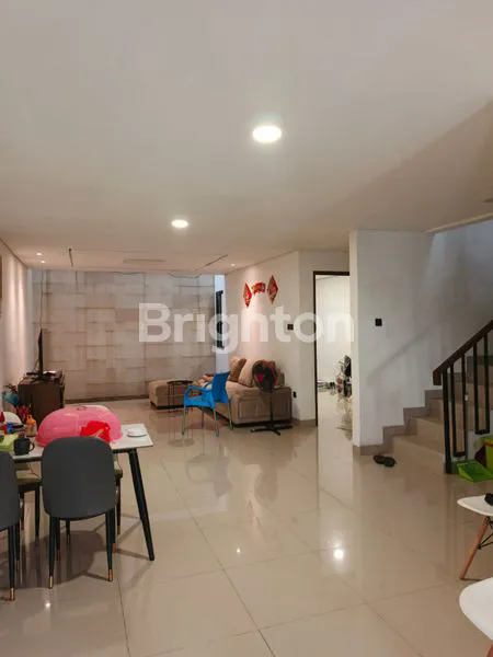 image JUAL RUMAH TAMAN MODERN JAKARTA TIMUR (3)