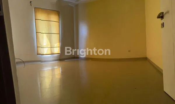 image DIJUAL RUMAH SECOND RASA BARU (2)