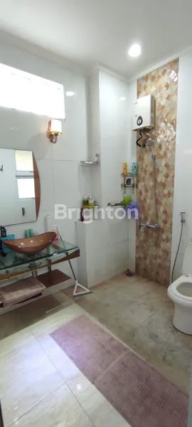 image RUMAH MEWAH LARANGAN INDAH TANGERANG  (8)