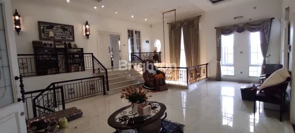 image RUMAH MEWAH LARANGAN INDAH TANGERANG  (6)