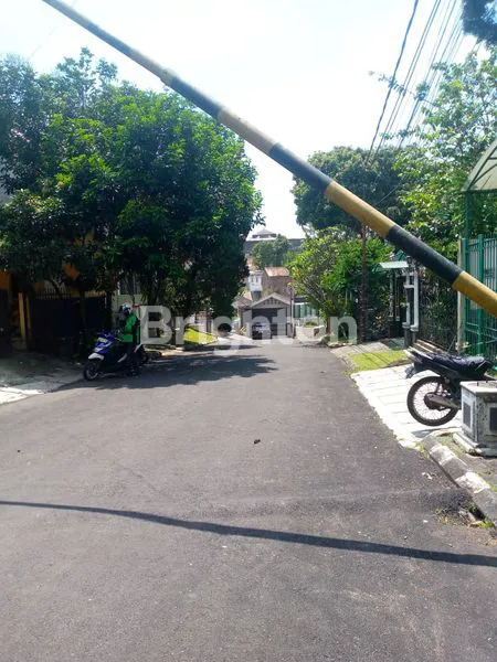 image RUMAH MEWAH 2 LANTAI DAGO ASRI, SIAP HUNI (1)