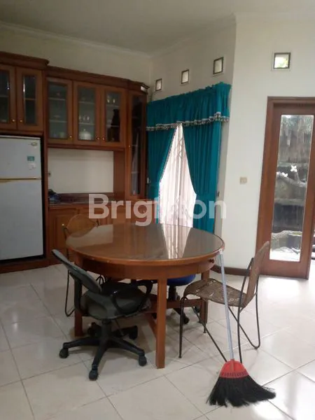 image RUMAH MEWAH 2 LANTAI DAGO ASRI, SIAP HUNI (8)