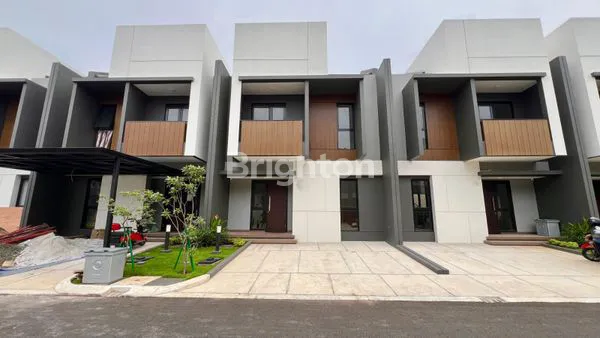 image JUAL RUMAH SUMMARECON CROWN GADING (1)