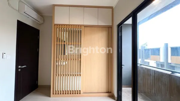 image JUAL RUMAH SUMMARECON CROWN GADING (6)