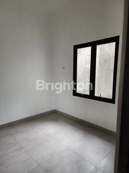 image RUMAH 2 LANTAI SHM, LOKASI PREMIUM CIBITUNG (5)