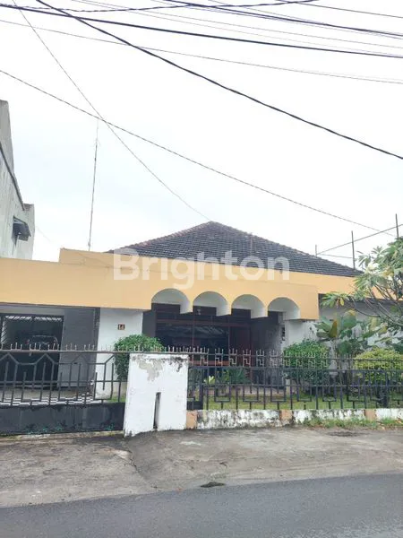 image RUMAH LUAS 478M² DI SEI KRIO MEDAN (1)