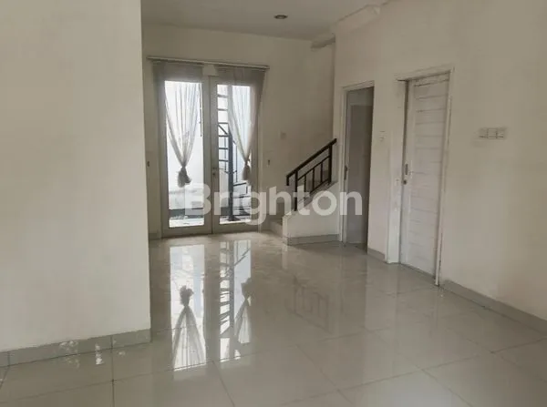 image RUMAH MEWAH PURI MANSION 190M² 3+1KT (3)
