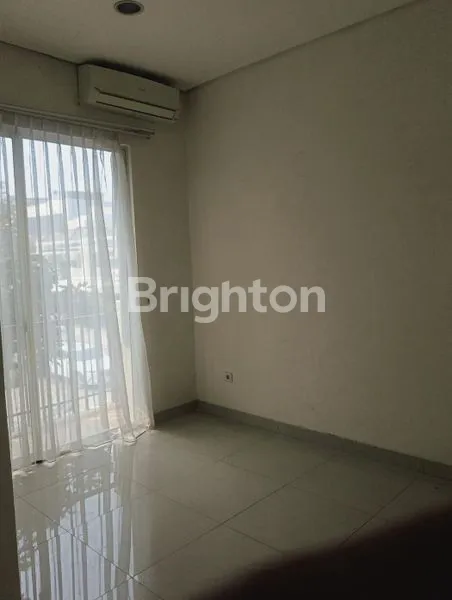 image RUMAH MEWAH PURI MANSION 190M² 3+1KT (4)