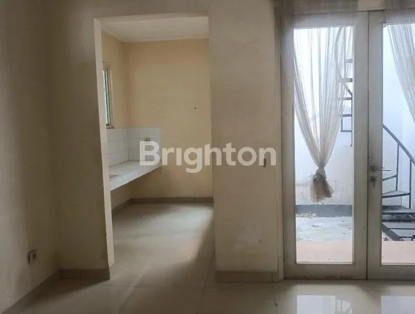 image RUMAH MEWAH PURI MANSION 190M² 3+1KT (6)