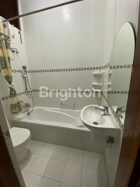 image DI JUAL RUMAH DI KOMPLEK DPR RI 2, MERUYA SELATAN , JAKARTA BARAT (6)