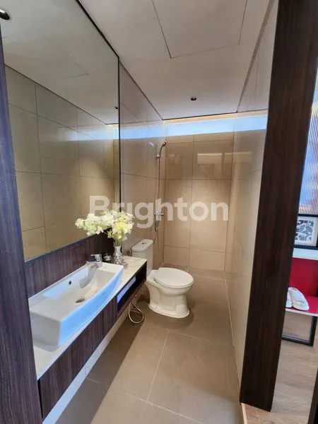 image RUMAH MODERN NYAMAN UNTUK KELUARGA DENGAN 3 KAMAR TIDUR DAN HARGA YANG SUPER MENARIK DI KAWASAN SERPONG (4)