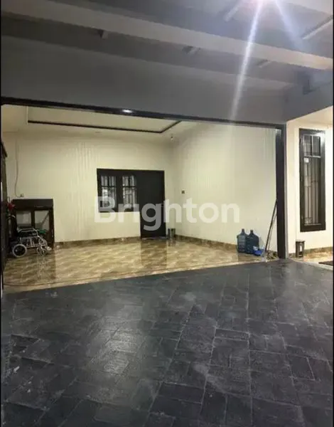 image DIJUAL RUMAH CANTIK DI JL. KWENI, RADIO DALAM – GANDARIA, JAKARTA SELATAN (2)