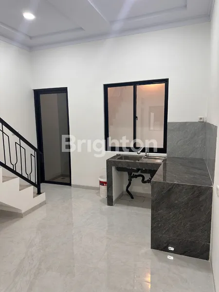 image RUMAH 3 LANTAI DI TANJUNG DUREN  (3)