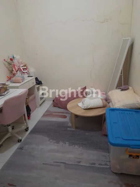 image DIJUAL RUMAH 2 LANTAI, DEKAT BALI VIEW CIRENDEU DAN MRT LEBAK BULUS (6)