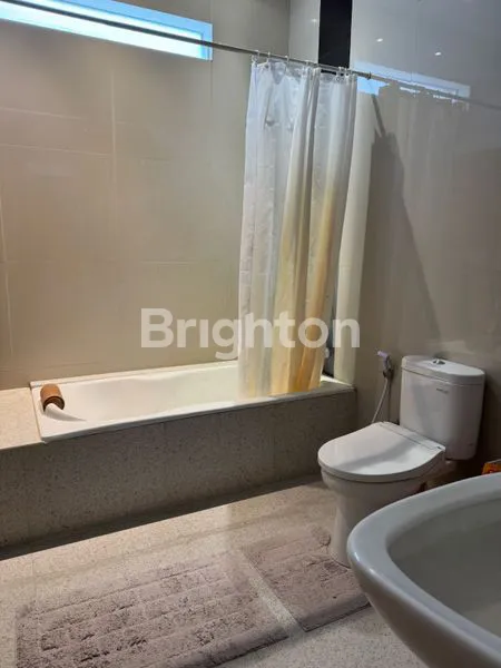 image DISEWAKAN RUMAH ELIT DI RENON FULL FURNISHED (6)