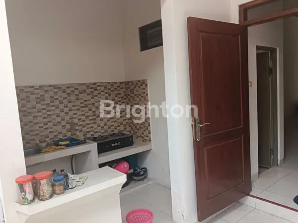 image RUMAH SIAP HUNI FULL FURNISH DEKAT TOL,  DEKAT PUSAT KOTA DAN KAWASAN KOMERSIAL TIDAK BANJIR (6)