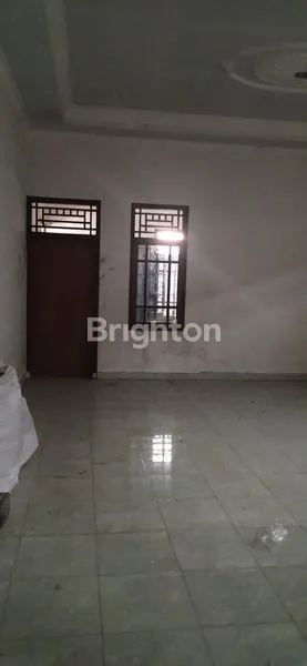 image RUMAH BESAR HALAMAN LUAS  SIAP HUNI SANGAT DI PUSAT KOTA SLAWI (5)