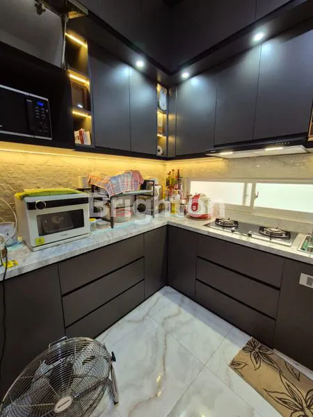 image RUMAH BAGUS SIAP HUNI BARU RENOVASI DI LOKASI PREMIUM BSD (7)
