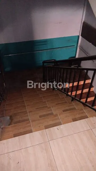 image RUKO GANDENG PREMIUM 3 LANTAI DI JL.ARIFIN AHMAD PEKANBARU (5)