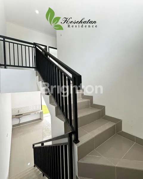 image RUMAH CANTIK DENGAN AKSES 5 MENIT KE GERBANG TOL (4)