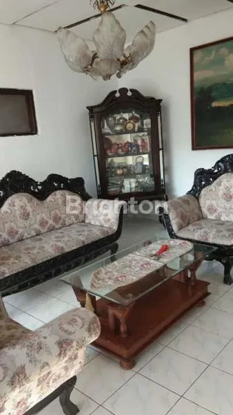 image RUMAH LAMA MASIH LAYAK HUNI+TAMAN DEPAN LUAS, JUGA BISA BUAT KONTRAKAN, KOST STRATEGIS DI PUSAT KOTA CIMAHI (2)