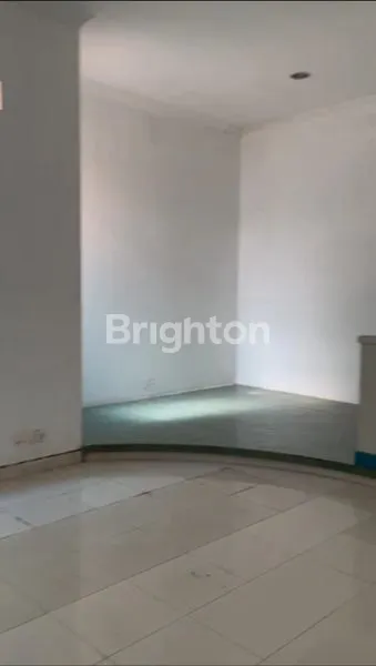 image DISEWAKAN RUMAH TENGAH KOTA (3)