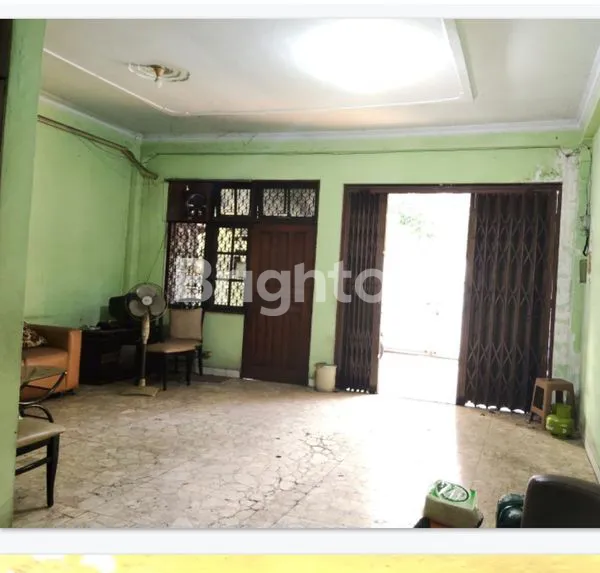 image RUMAH 3 LANTAI LT 117 DI TANJUNG DUREN (3)