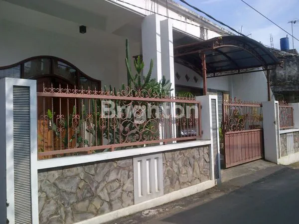 image RUMAH 4KT STRATEGIS DEPAN RS UNISMA, LT/LB 188M² (1)