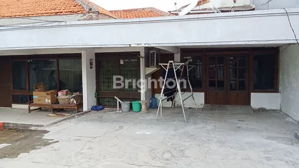 image RUMAH 2 KAVLING MANYAR REJO, LT 844M² LB 700M² (7)