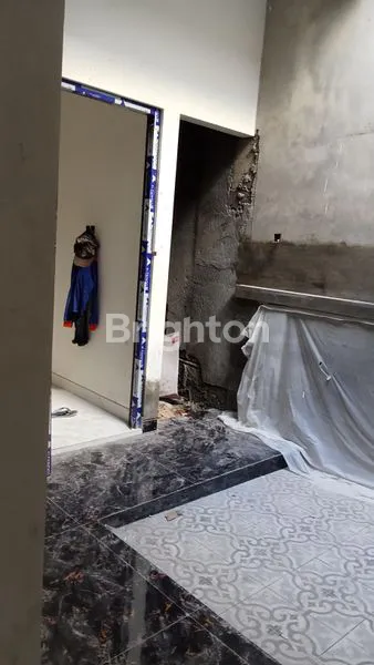 image RUMAH AMERICAN CLASSIC 2 LT DI GALAXY BUMI PERMAI (4)