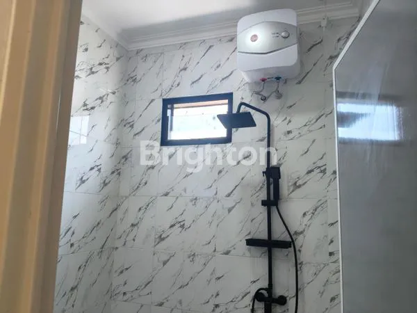 image RUMAH HOOK 2 LANTAI BANGUNAN BARU BANYUMANIK  (7)