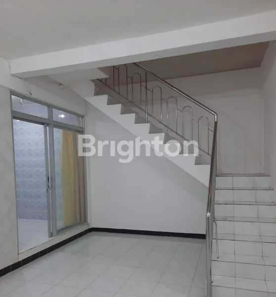 image DIJUAL CEPAT RUMAH SIAP HUNI DI BABATAN PANTAI SURABAYA TIMUR (2)