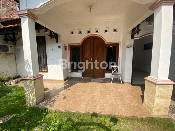 image RUMAH CANTIK SIAP HUNI DI SEMARANG BARAT (3)