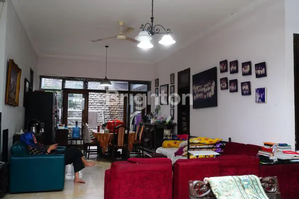 image PROPERTI STRATEGIS SENOPATI KEBAYORAN BARU (7)