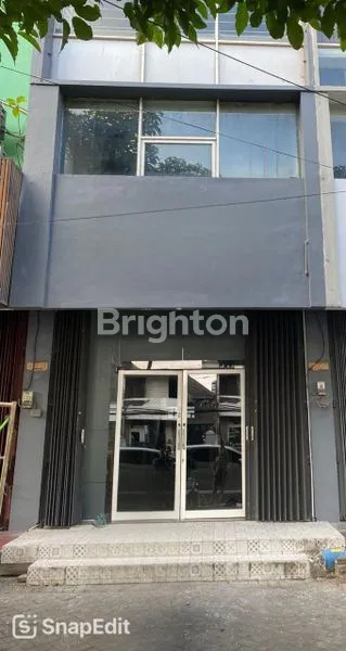 RUKO 4 LT LUAS DI POROS SOEKARNO HATTA