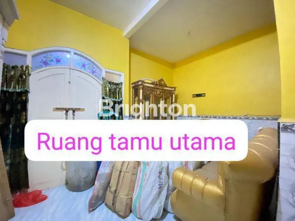 image RUMAH KOKOH 2 LANTAI DI TENGAH KOTA GRESIK  (3)