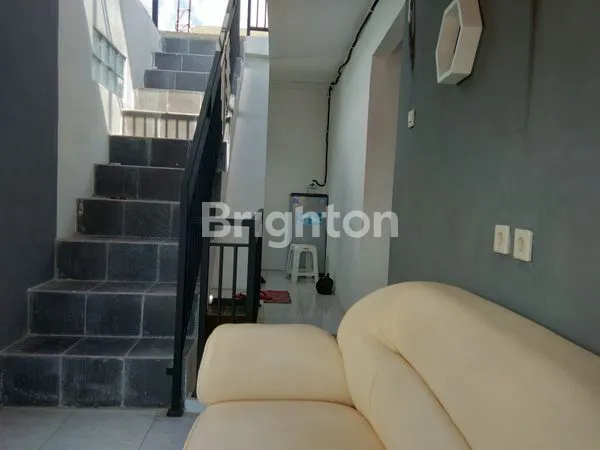 image RUMAH KONTRAKAN DAN KOS KOSAN COCOK UNTUK INVESTASI LOKASI STRATEGIS DI MAMPANG JAKARTA SELATAN (3)