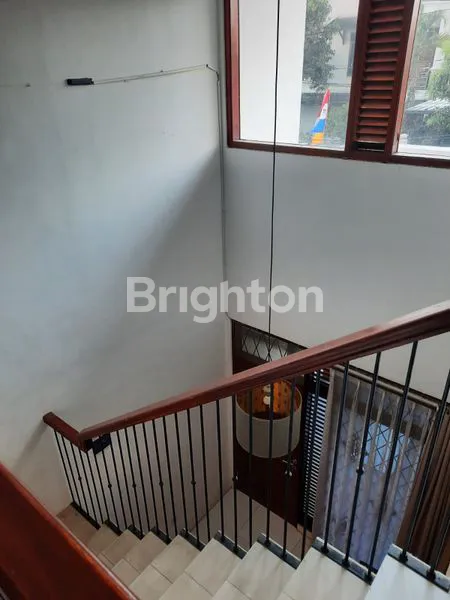 image RUMAH 2 LANTAI DEKAT PUSAT KOTA BANDUNG  (8)